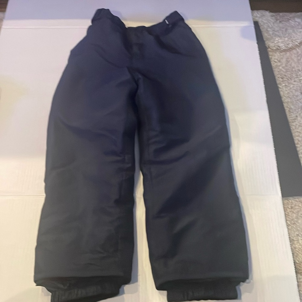 Children's place navy snow pants size 6